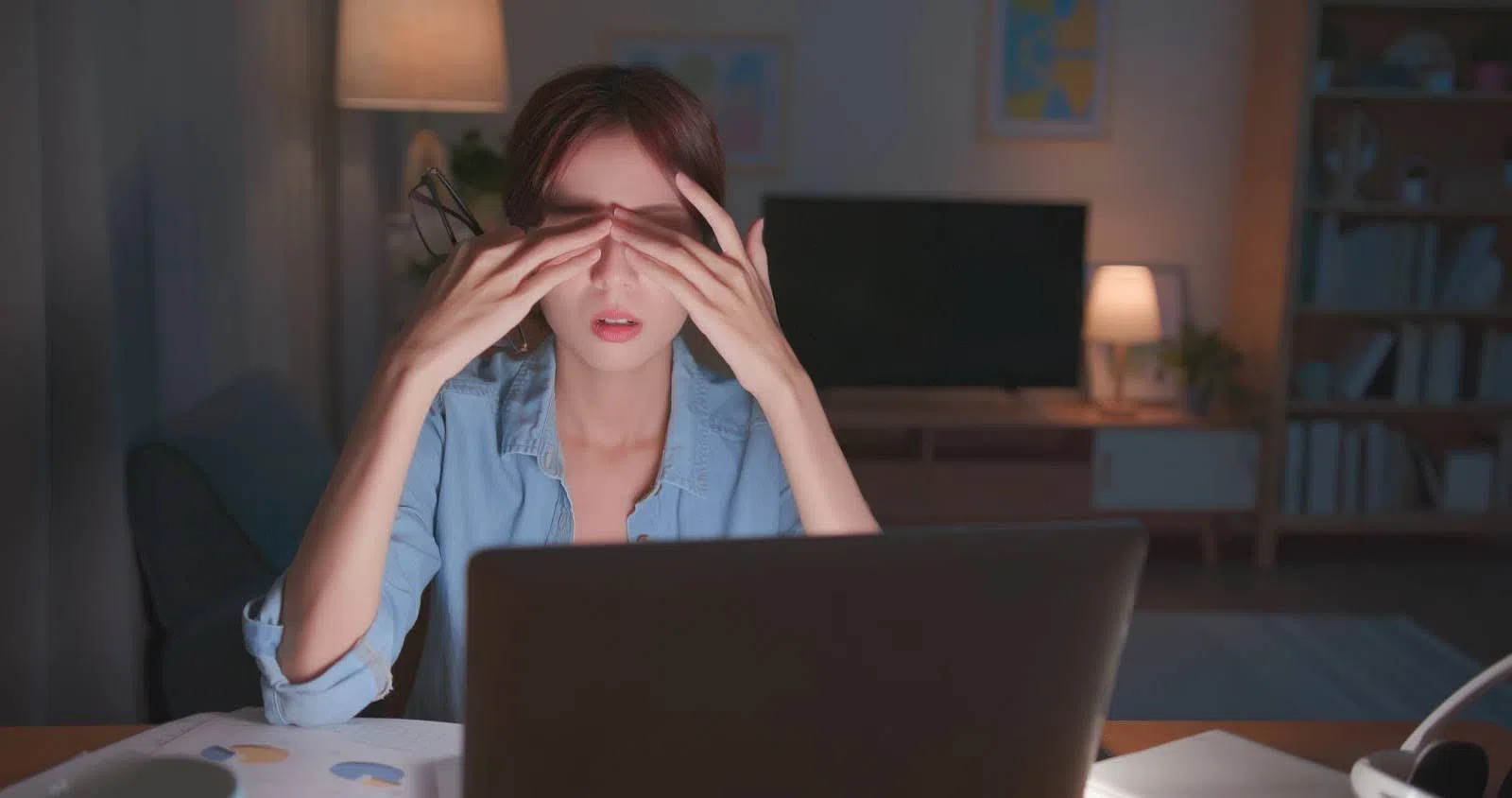 Ánh sáng vàng hay trắng tốt cho mắt