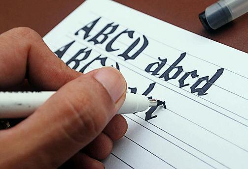 bảng chữ cái calligraphy